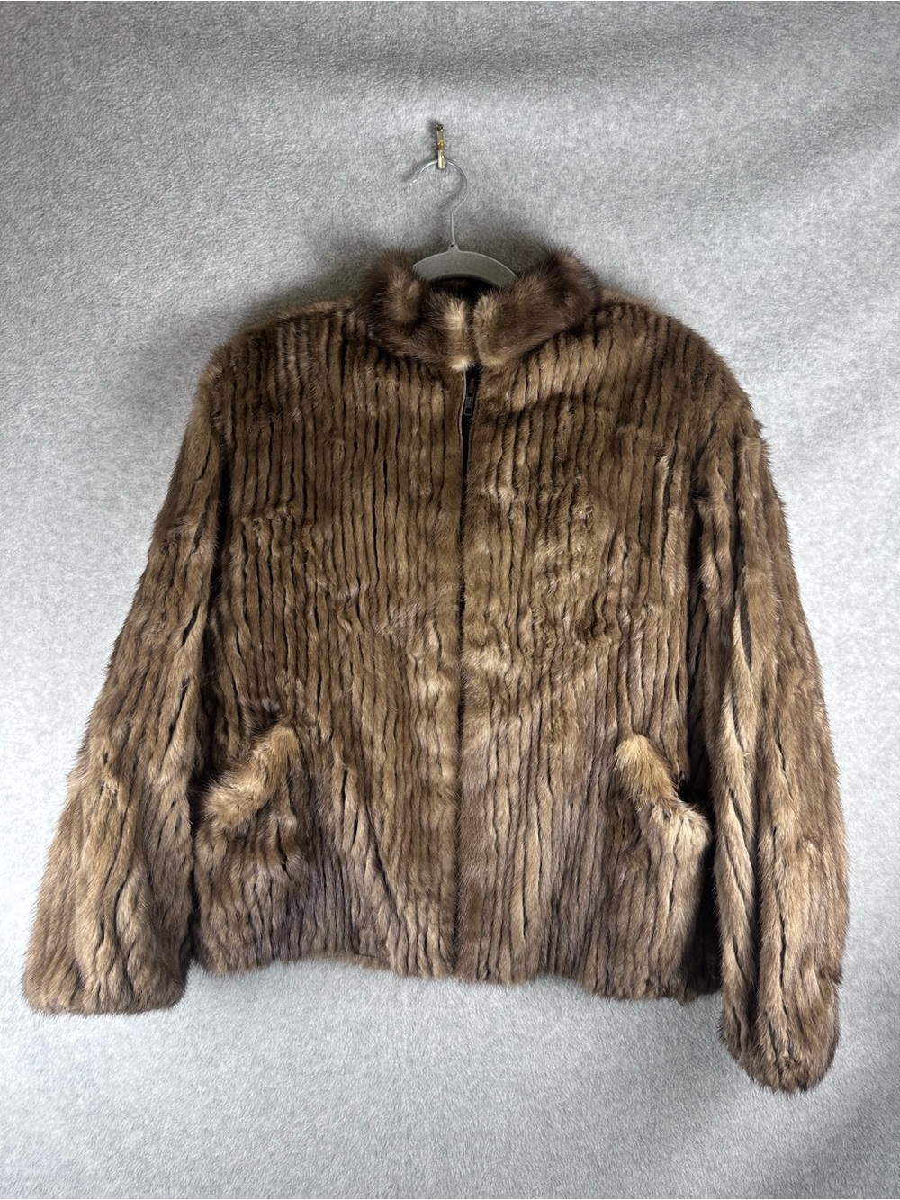 Vintage Luxe Brown Mink Fur Bomber Jacket with Zip Front